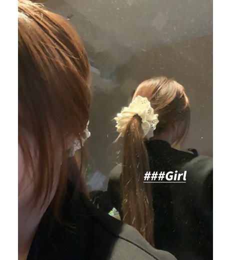 ピンクハウスオリジナルの本当の写真！同じオフホワイト中空の大腸のフランスの髪のリング本物のバージョン